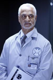 And Ron Glass shows up in both shows! That means some kind of crossover is possible...right? 
